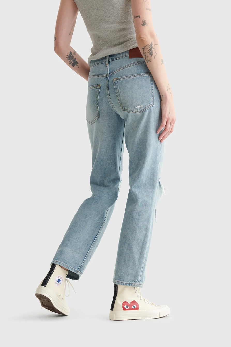 MID RISE BOYFRIEND JEAN, image 5