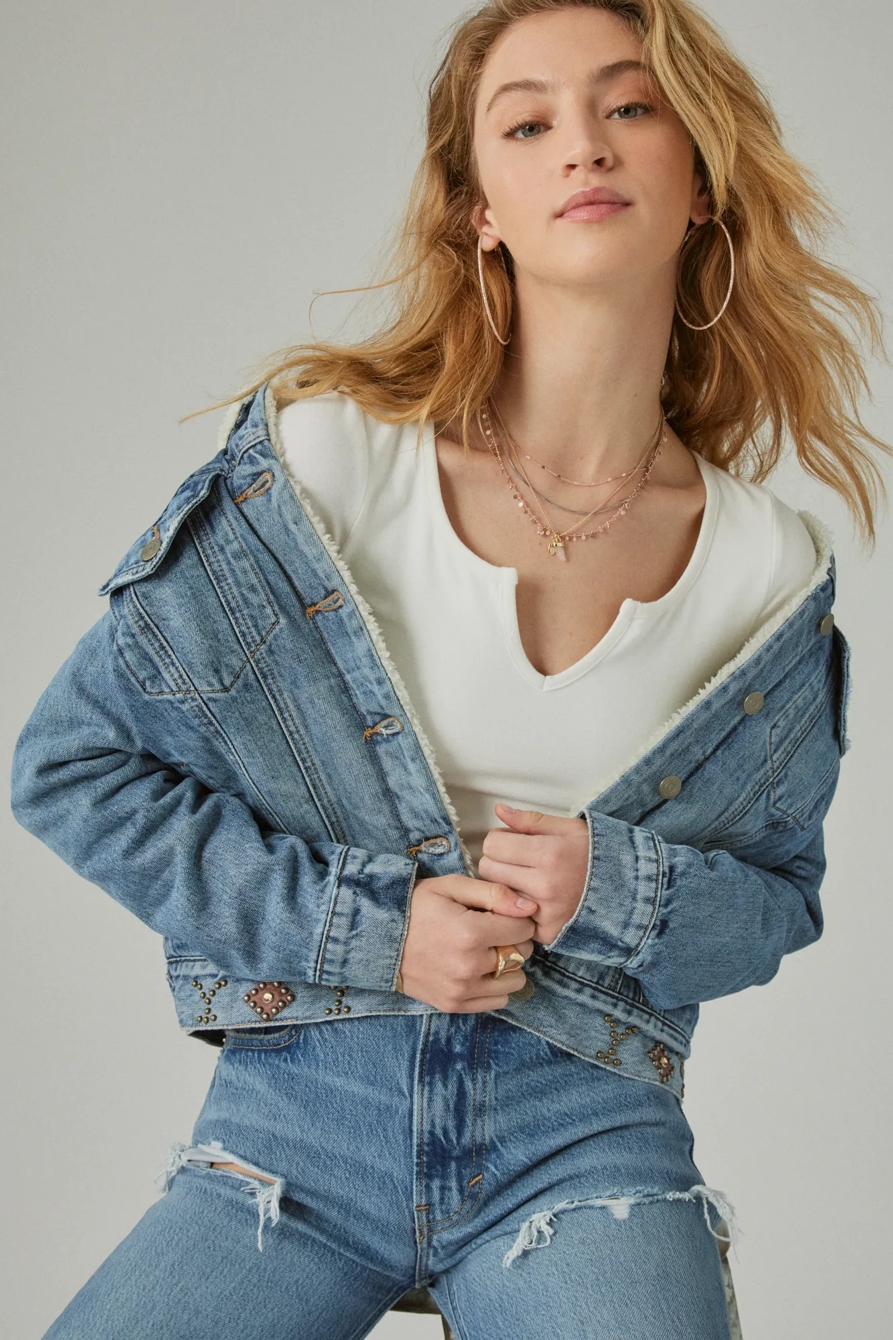 YELLOWSTONE HORSE EMBELLISHED FAUX SHEARLING DENIM JACKET, image 4
