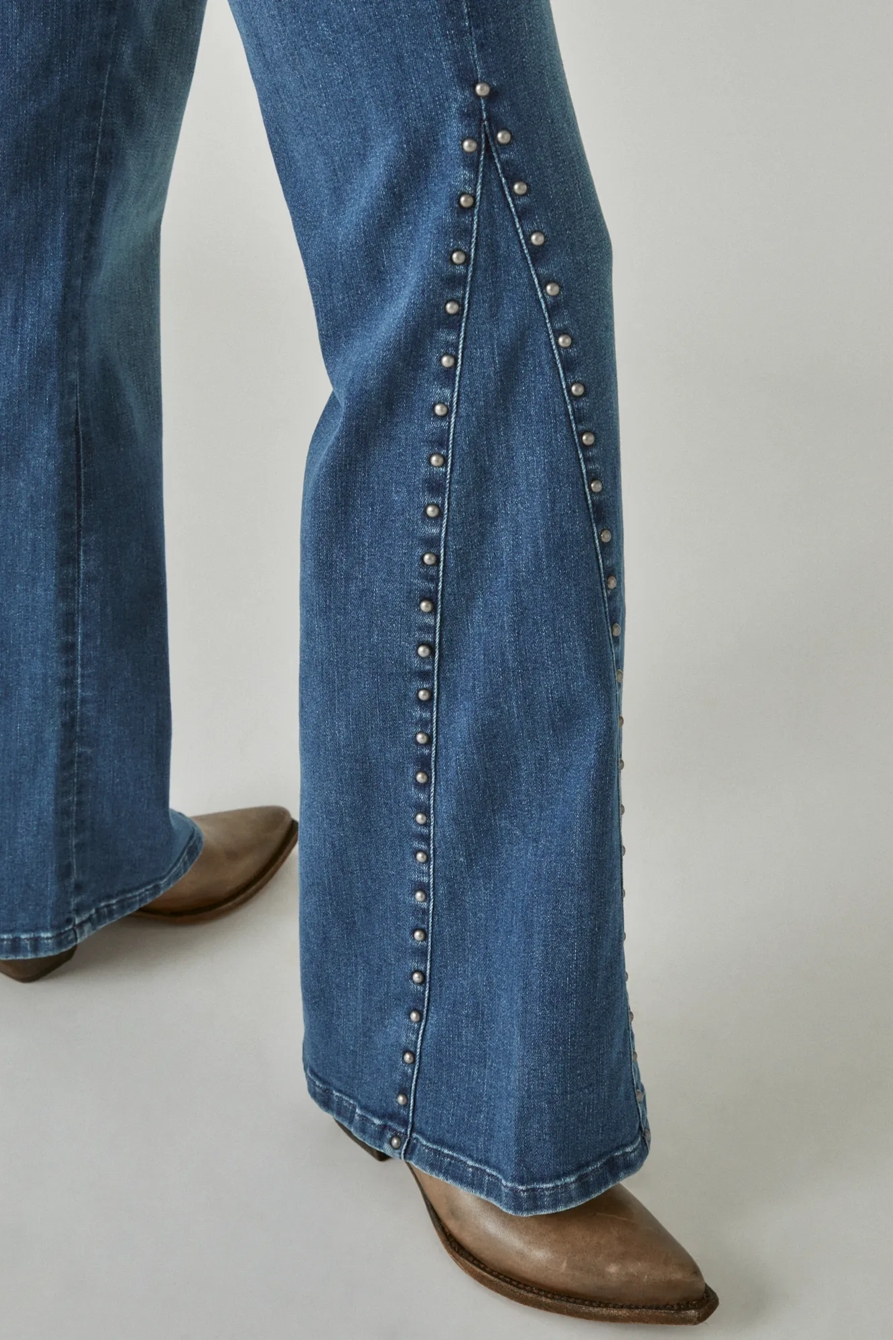 YELLOWSTONE BLUE THUNDER LOW RISE FLARE DENIM, image 3