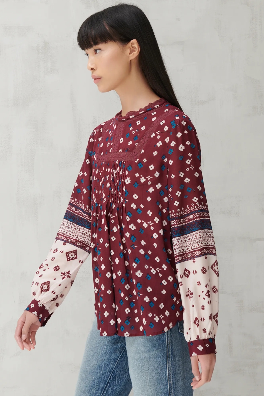 HIGH NECK LACE INSET TOP, image 3