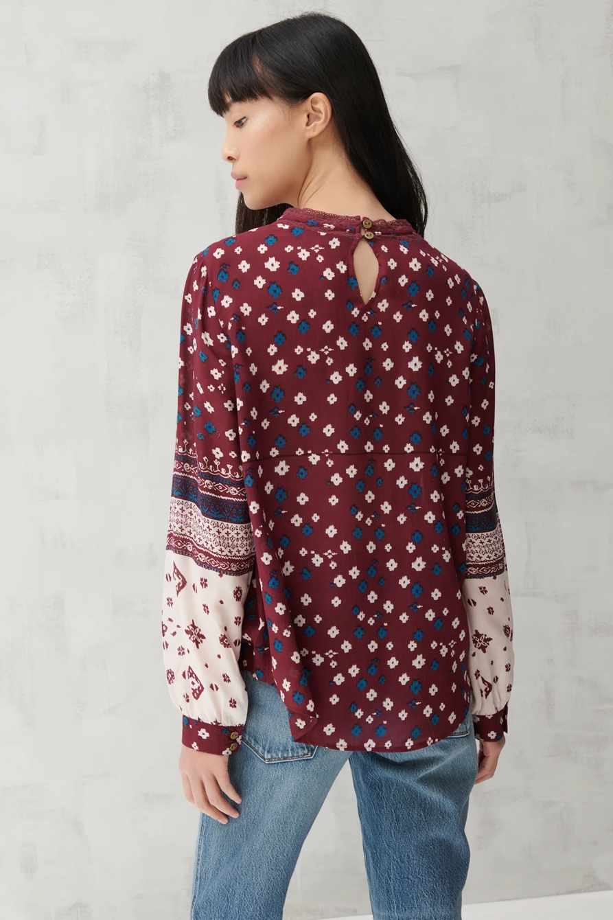 HIGH NECK LACE INSET TOP, image 4