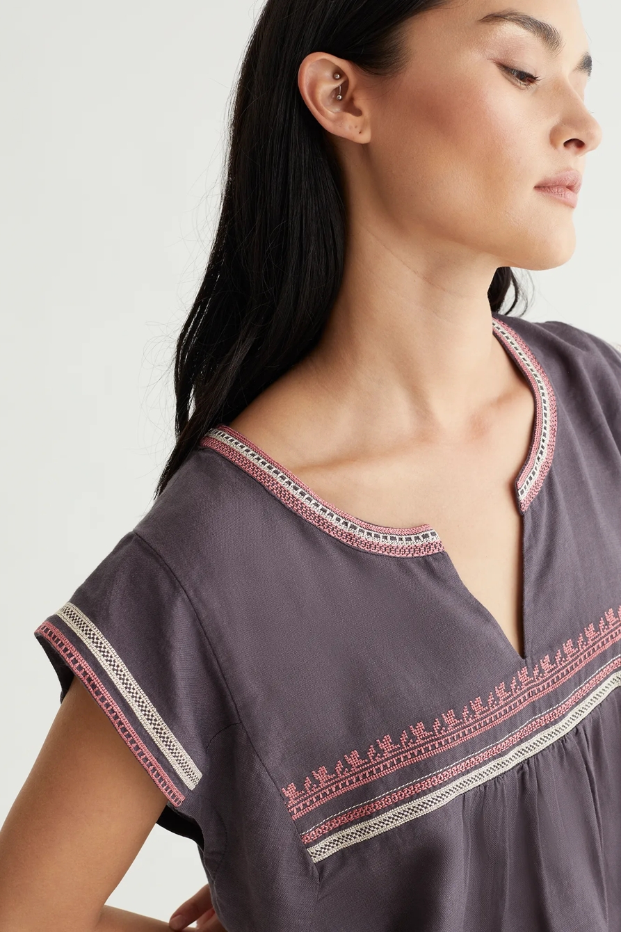 EMBROIDERED WOVEN TOP, image 5