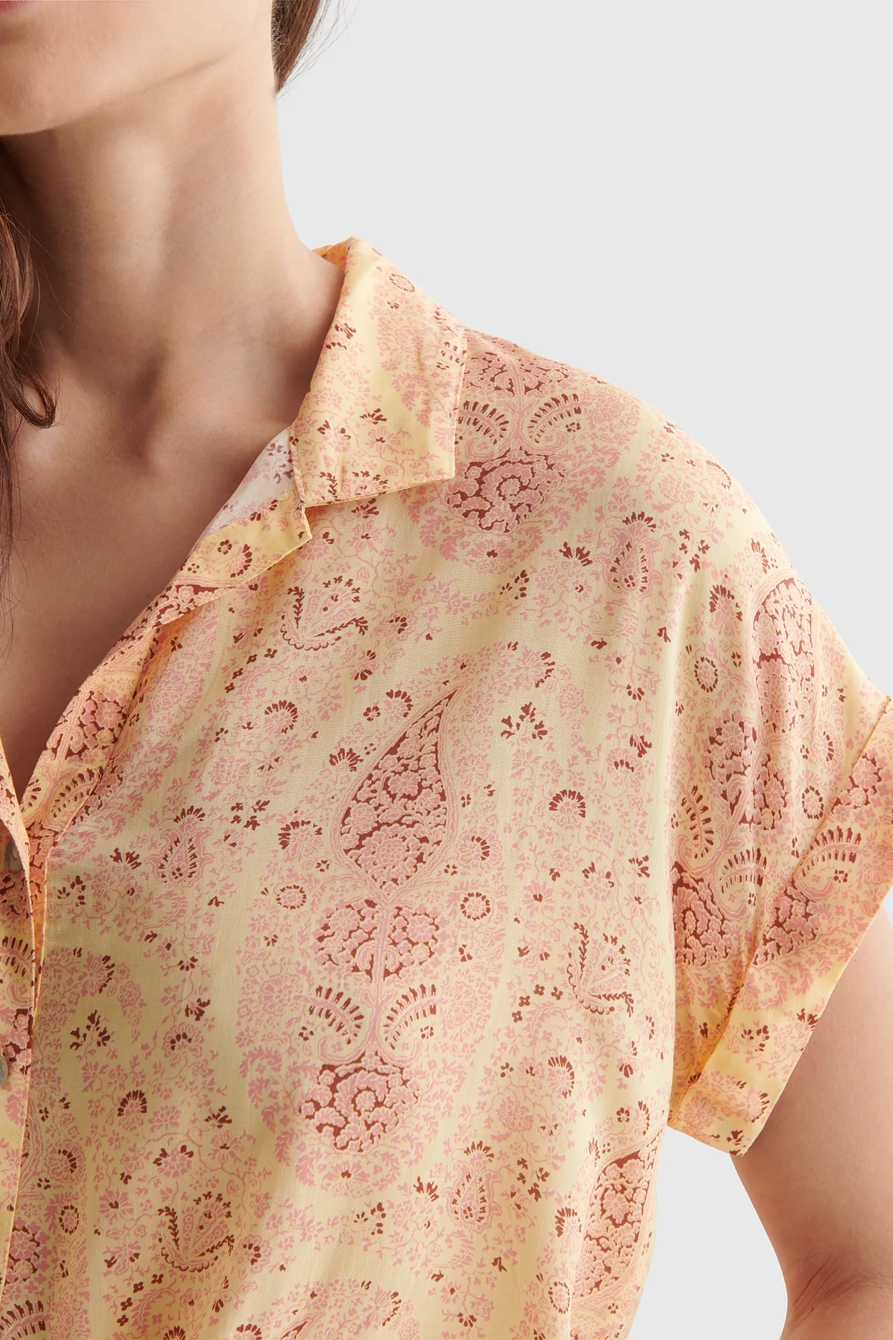 FLORAL-PRINT TIE-FRONT SHORT SLEEVE SHIRT, image 4