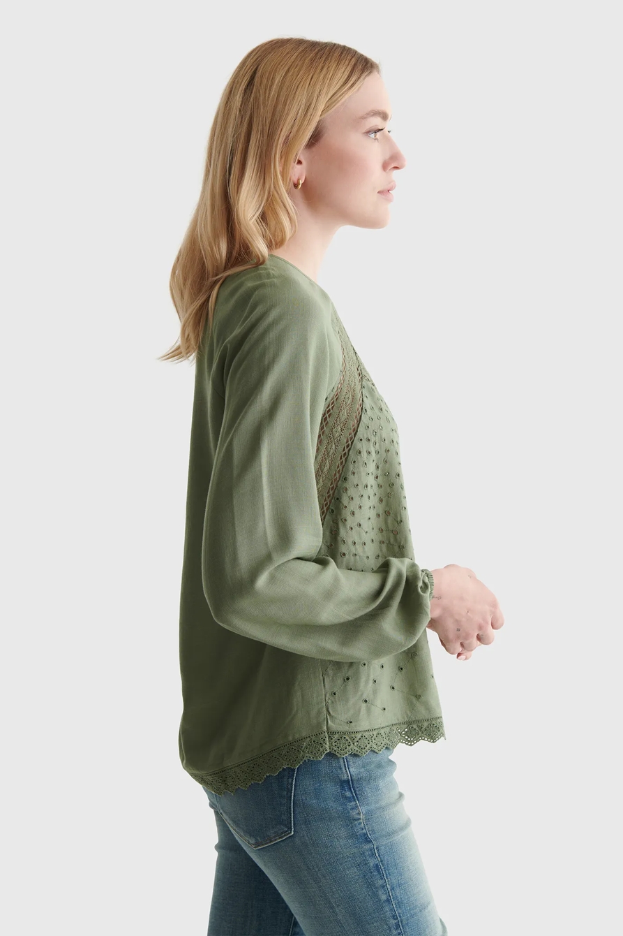 EYELET WOVEN TOP, image 3