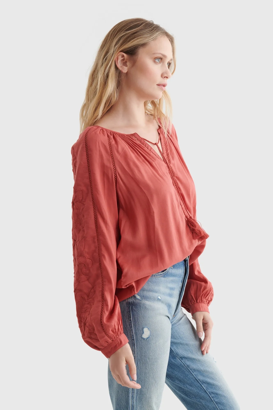 LONG SLEEVE CUTWORK PEASANT TOP, image 3