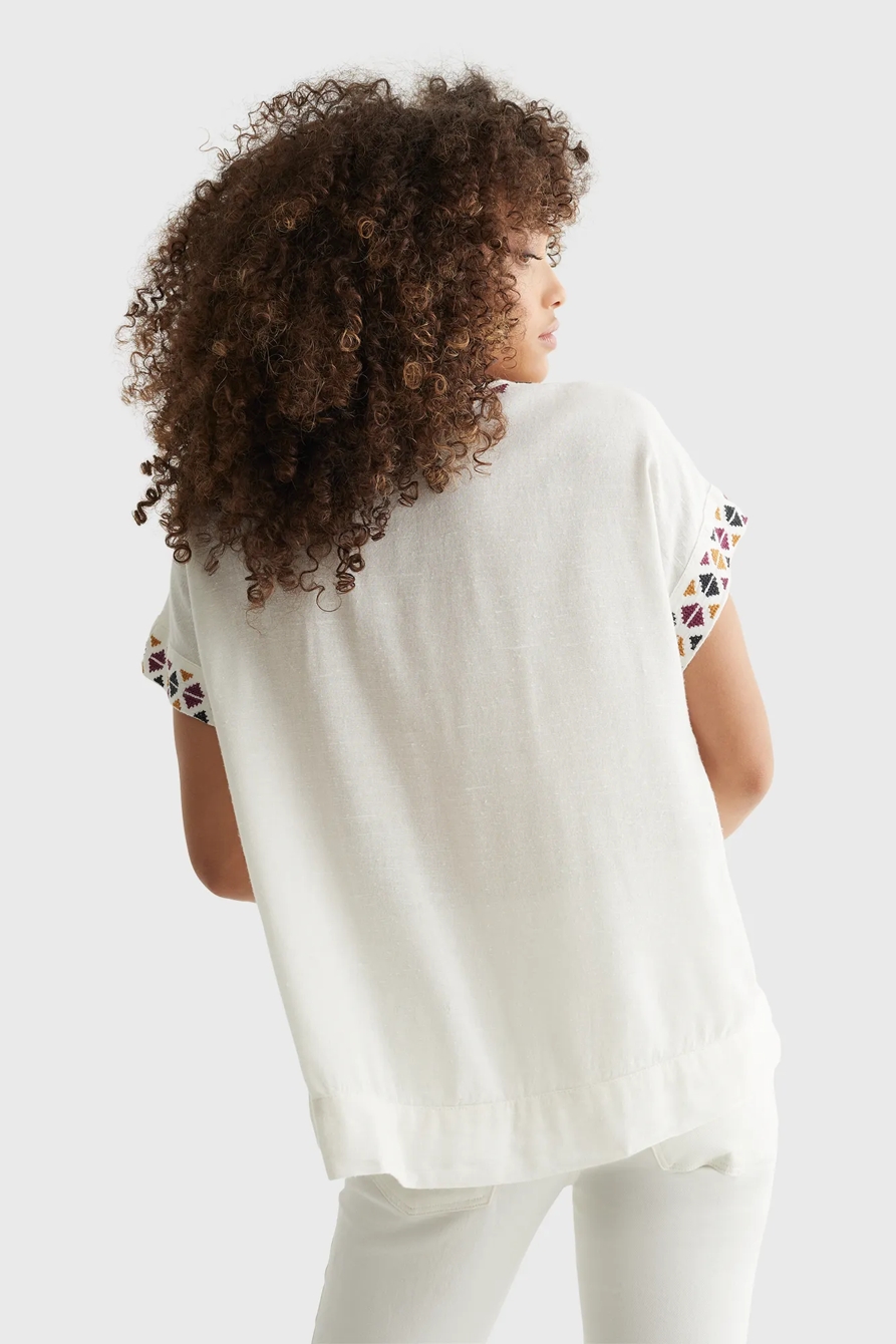 SHORT SLEEVE EMBROIDERED PEASANT TOP, image 4