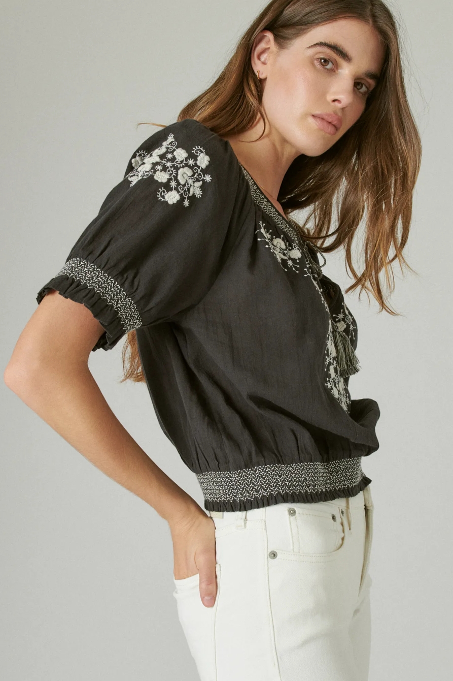 EMBROIDERED SHORT SLEEVE TOP, image 3