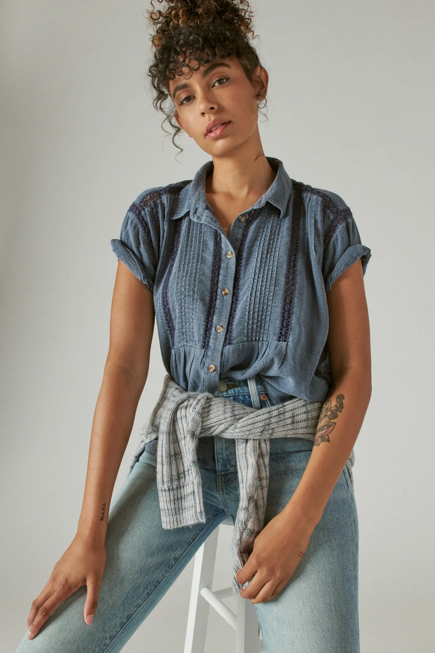 SHORT SLEEVE LACE INSET SHIRT | Lucky Brand