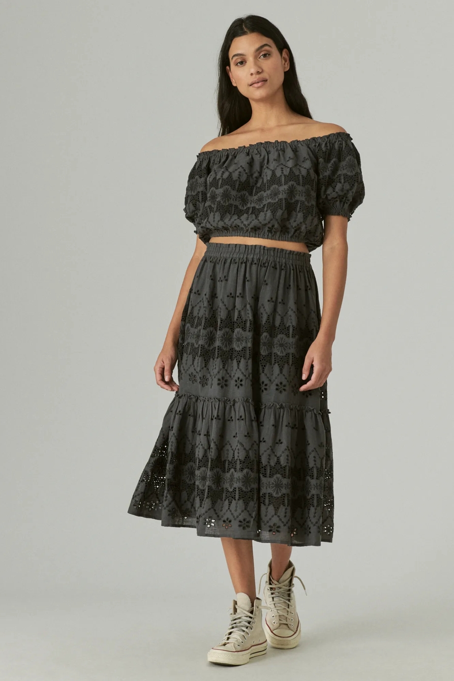 OFF THE SHOULDER LACE CROP TOP, image 2