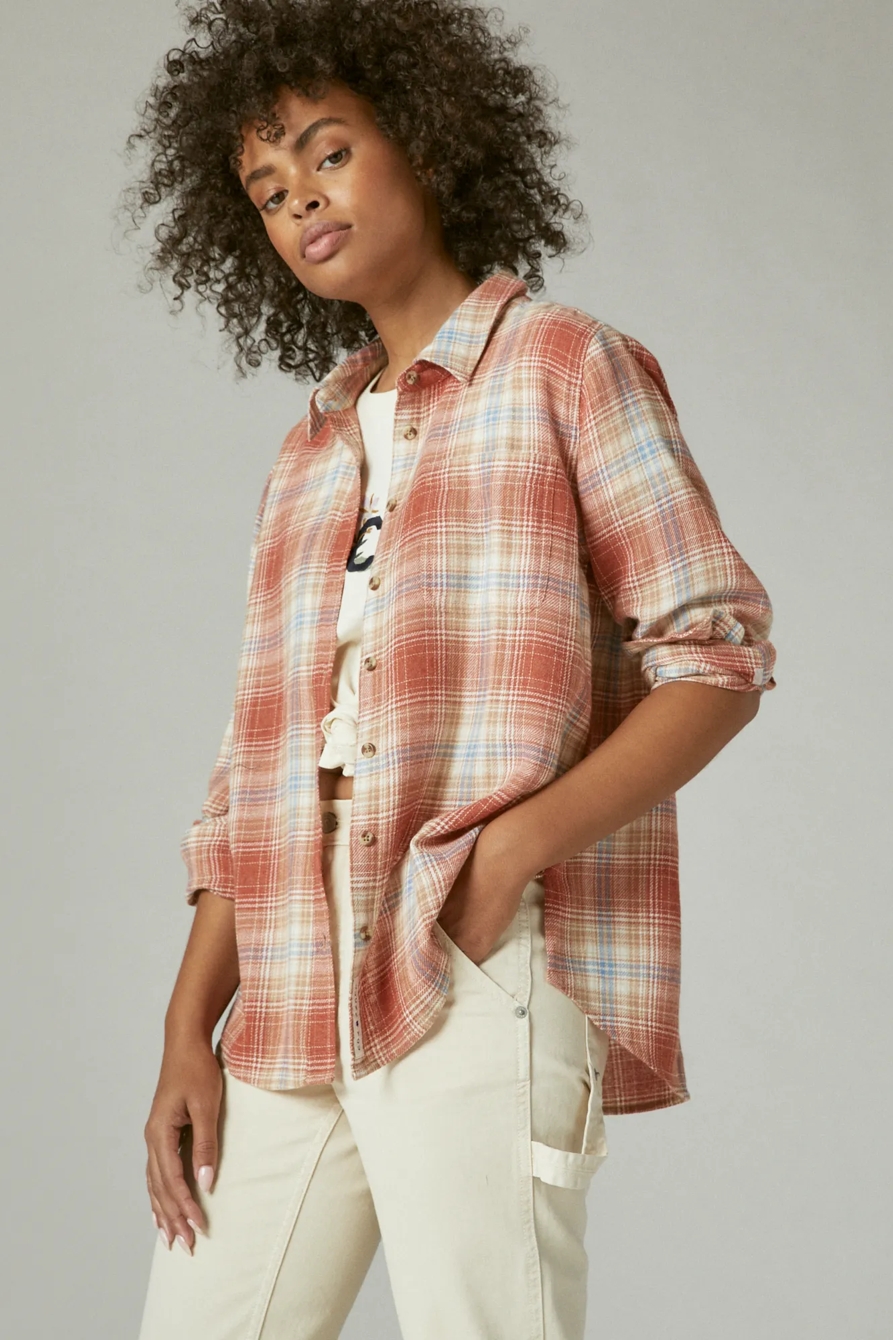 THE PLAID BOYFRIEND FLANNEL BUTTON-DOWN SHIRT, image 3
