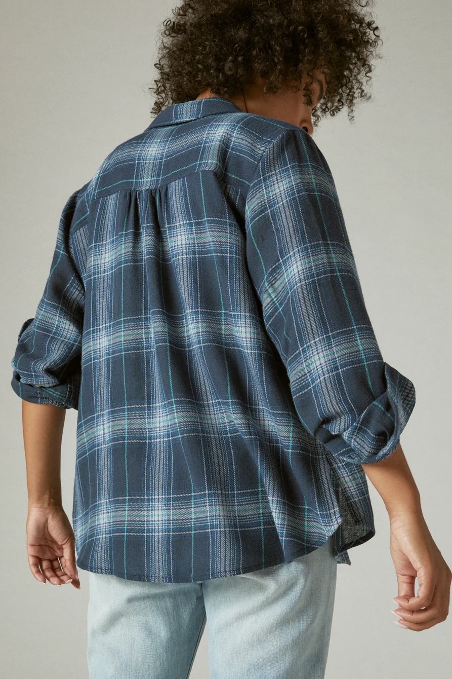THE PLAID BOYFRIEND FLANNEL BUTTON-DOWN SHIRT, image 4