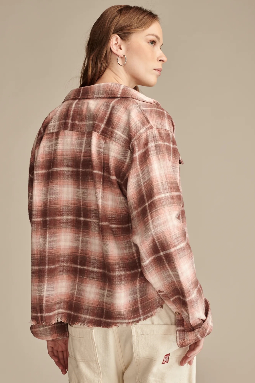 RAW EDGE FLANNEL CROPPED BUTTON DOWN SHIRT, image 4