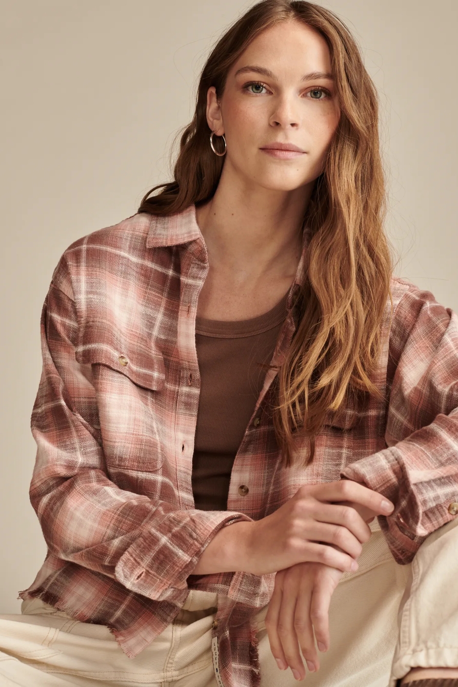 RAW EDGE FLANNEL CROPPED BUTTON DOWN SHIRT, image 5