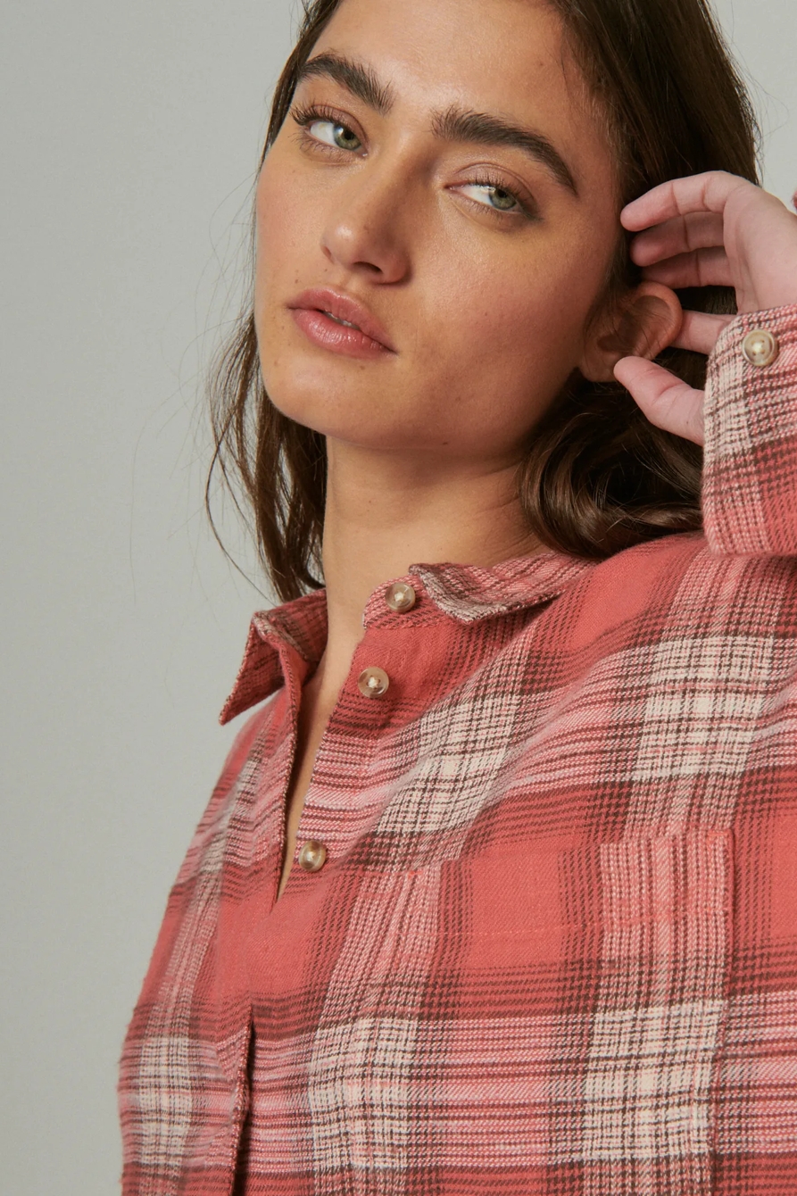 OVERSIZED BOYFRIEND PLAID FLANNEL POCKET SHIRT, image 2