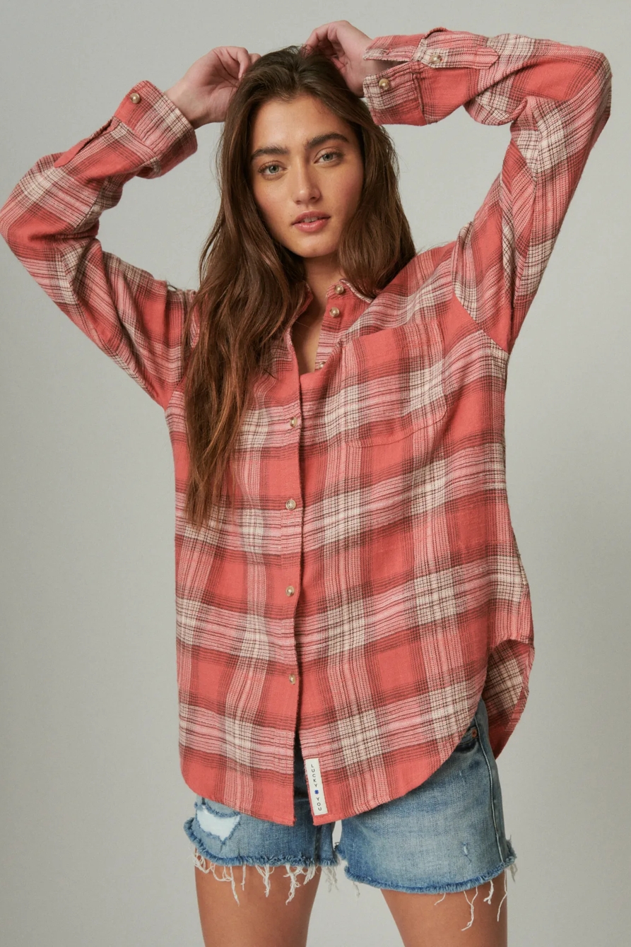 OVERSIZED BOYFRIEND PLAID FLANNEL POCKET SHIRT, image 3