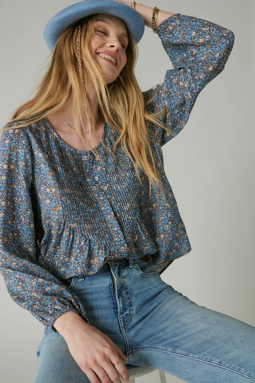 PRINTED BUTTON DOWN PINTUCK TOP, image 2
