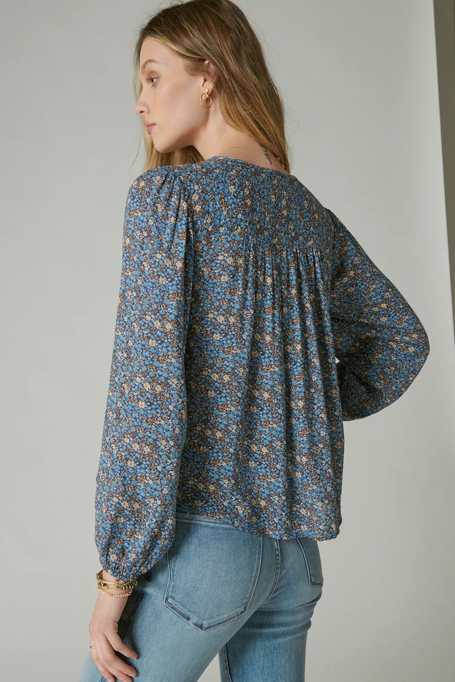 PRINTED BUTTON DOWN PINTUCK TOP, image 3