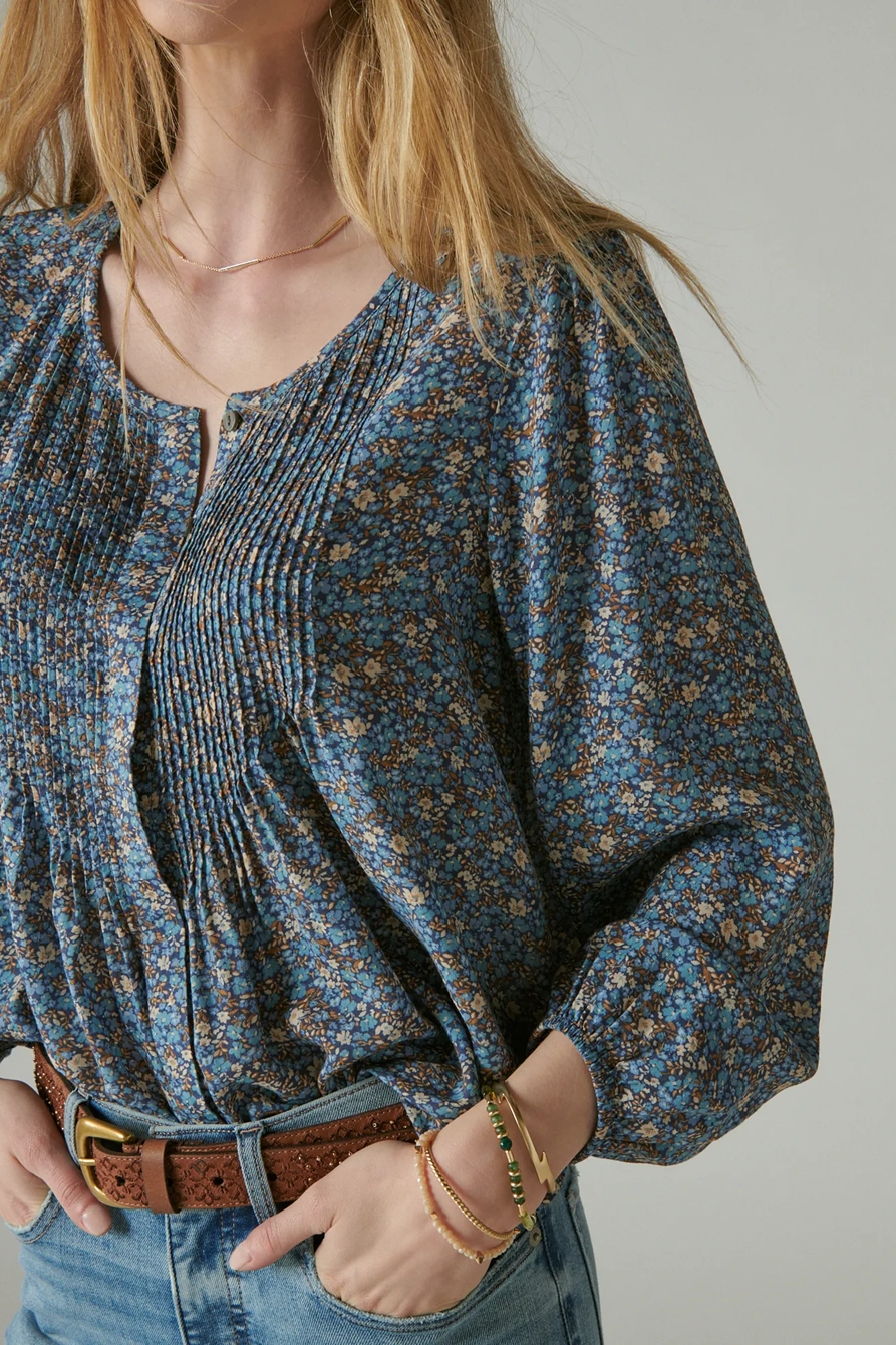 PRINTED BUTTON DOWN PINTUCK TOP, image 4