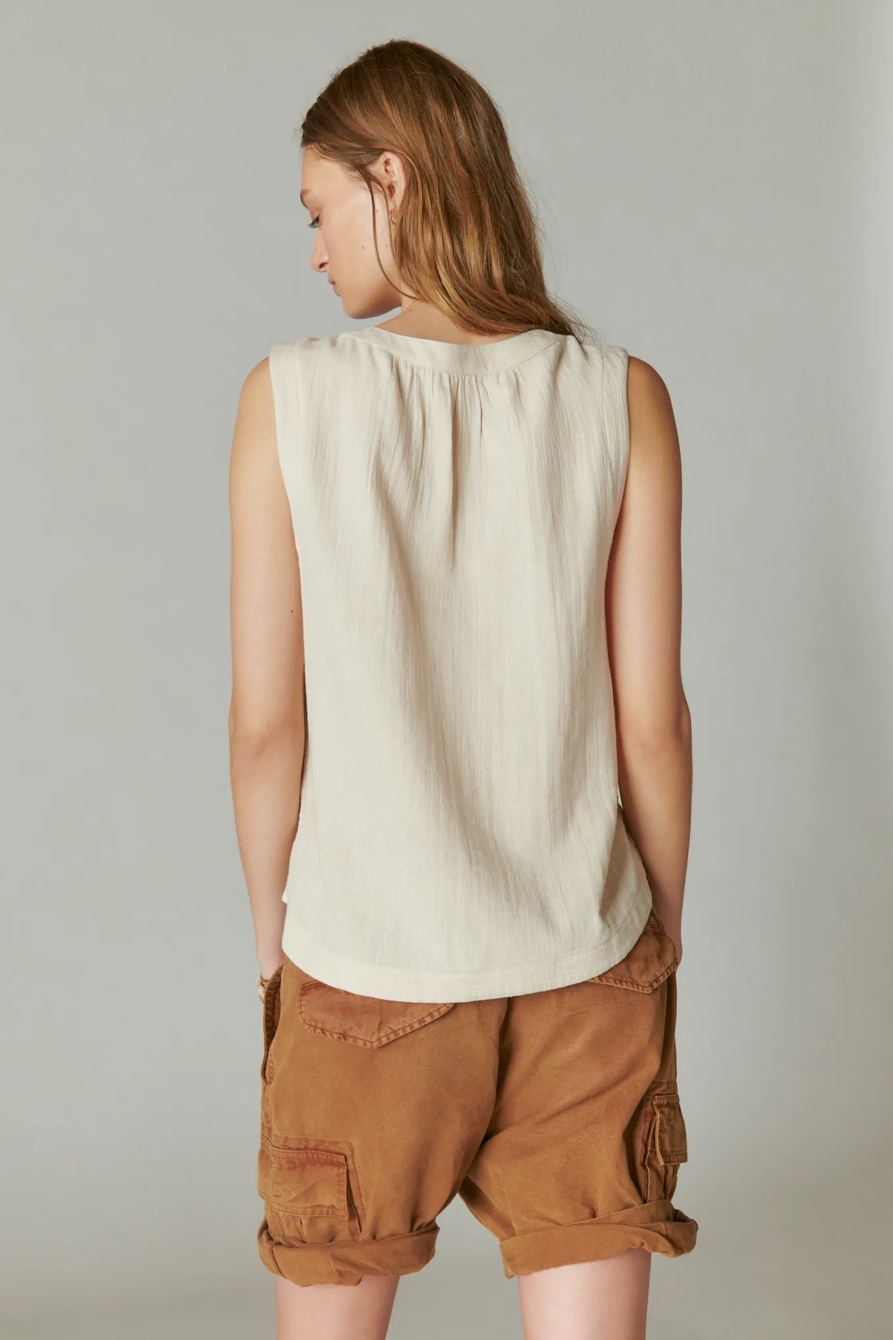 SLEEVELESS POPOVER SHIRT, image 3