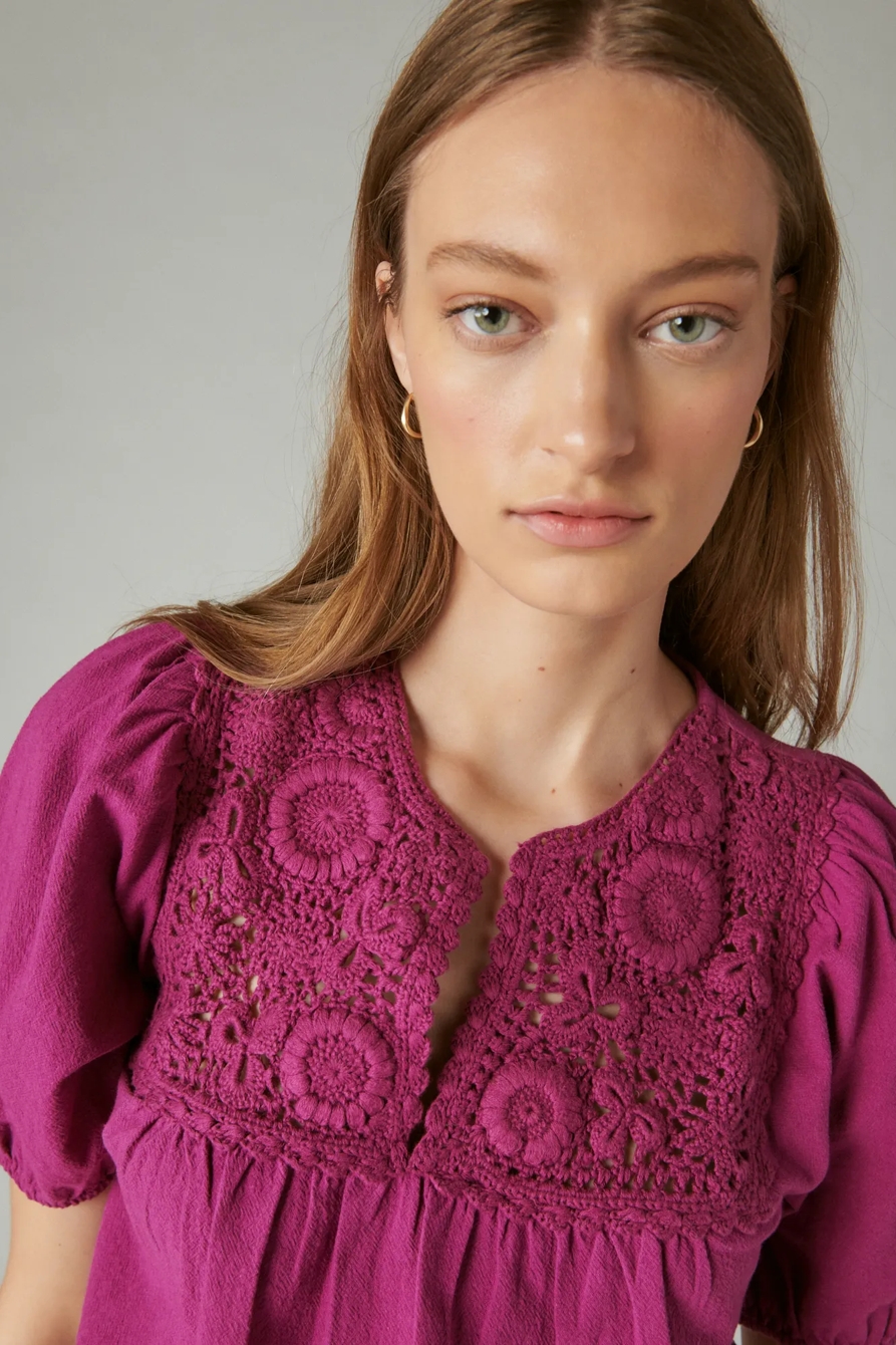 CROCHET SHORT SLEEVE PEASANT TOP, image 2