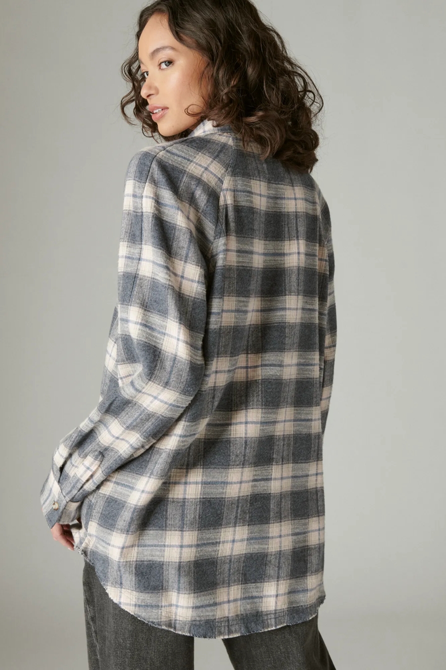 OVERSIZED DISTRESSED PLAID FLANNEL TUNIC, image 3