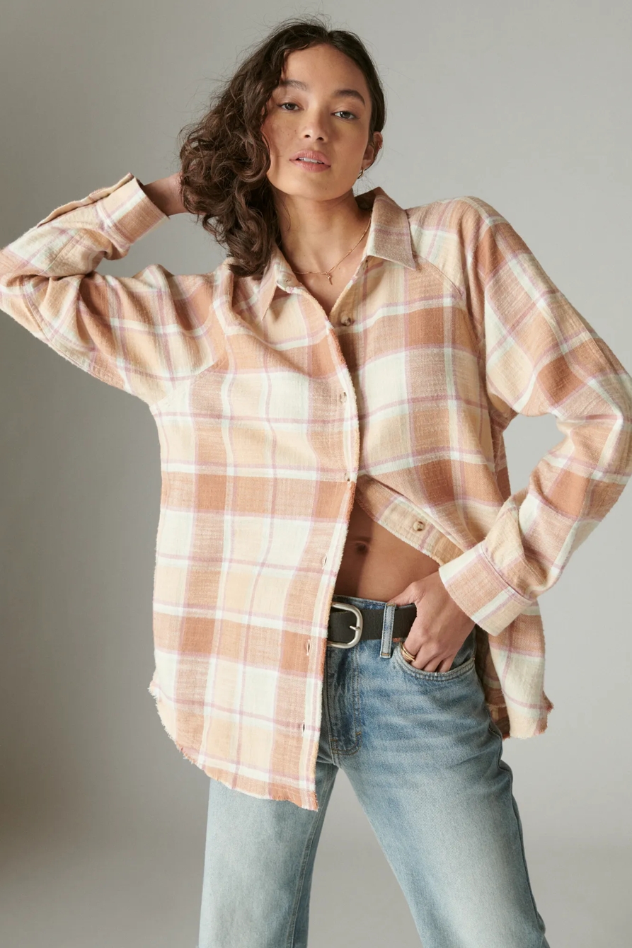 OVERSIZED DISTRESSED PLAID FLANNEL TUNIC, image 2