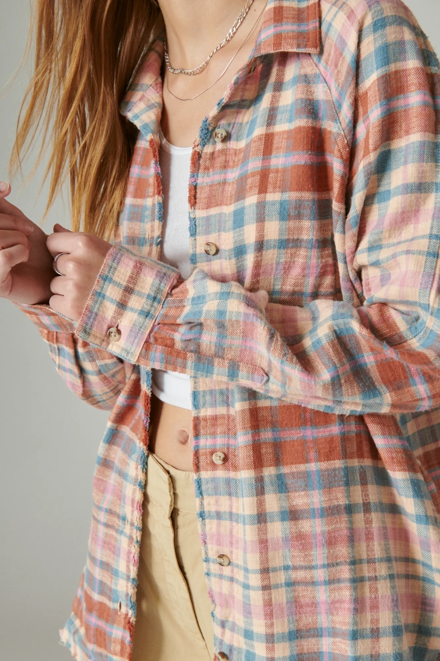 OVERSIZED DISTRESSED PLAID FLANNEL TUNIC, image 4