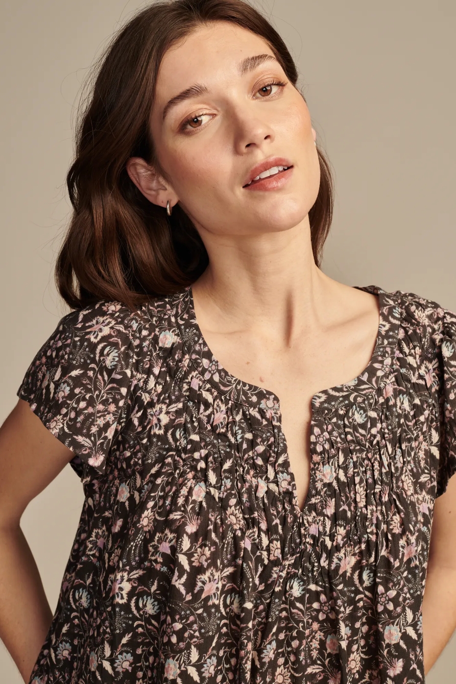 WIDE SMOCKED FLUTTER SLEEVE TOP, image 2