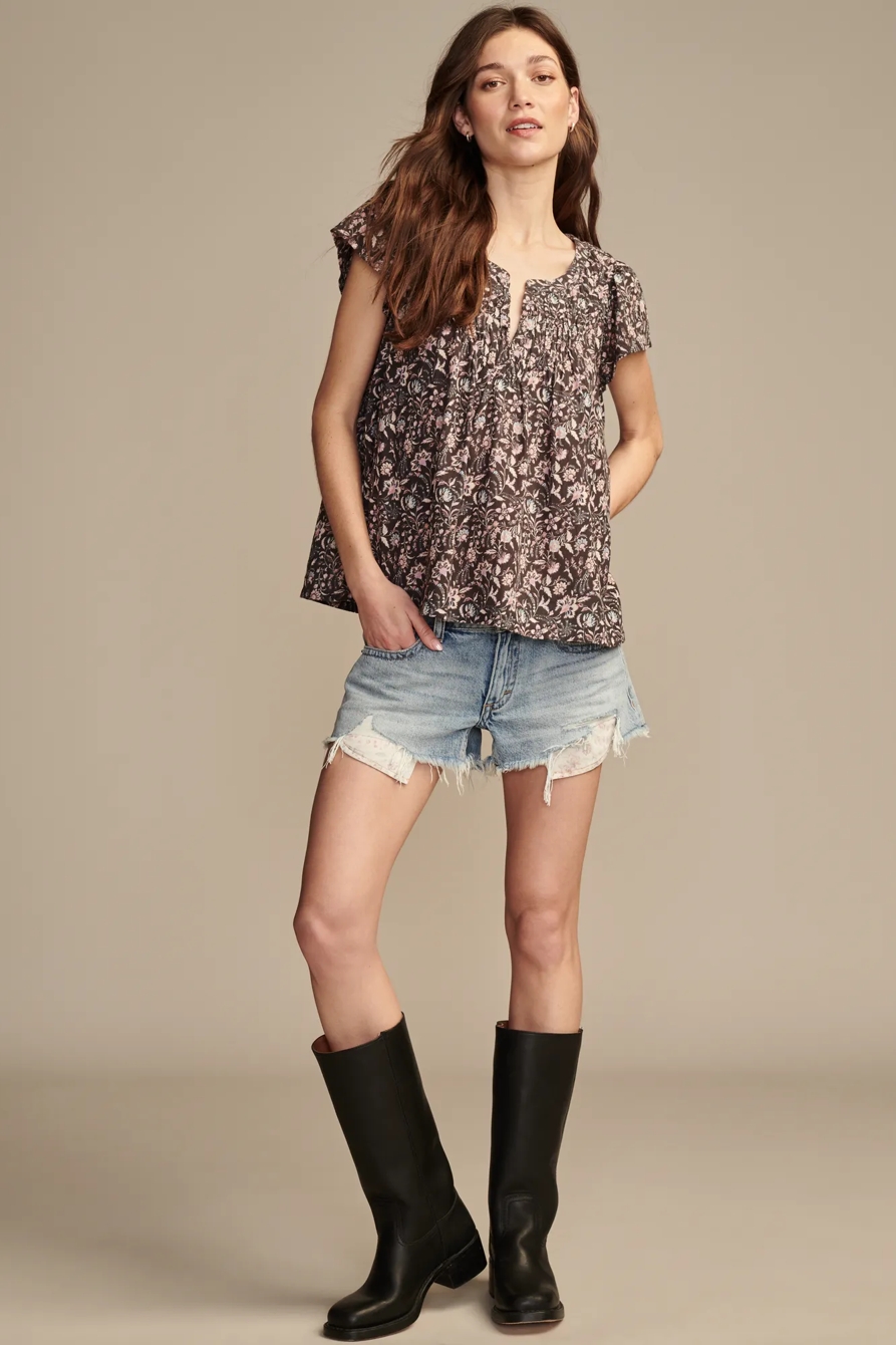 WIDE SMOCKED FLUTTER SLEEVE TOP, image 5