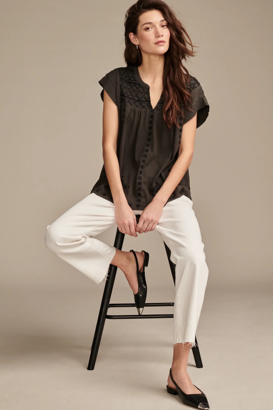 SHORT SLEEVE SMOCKED BLOUSE, image 2