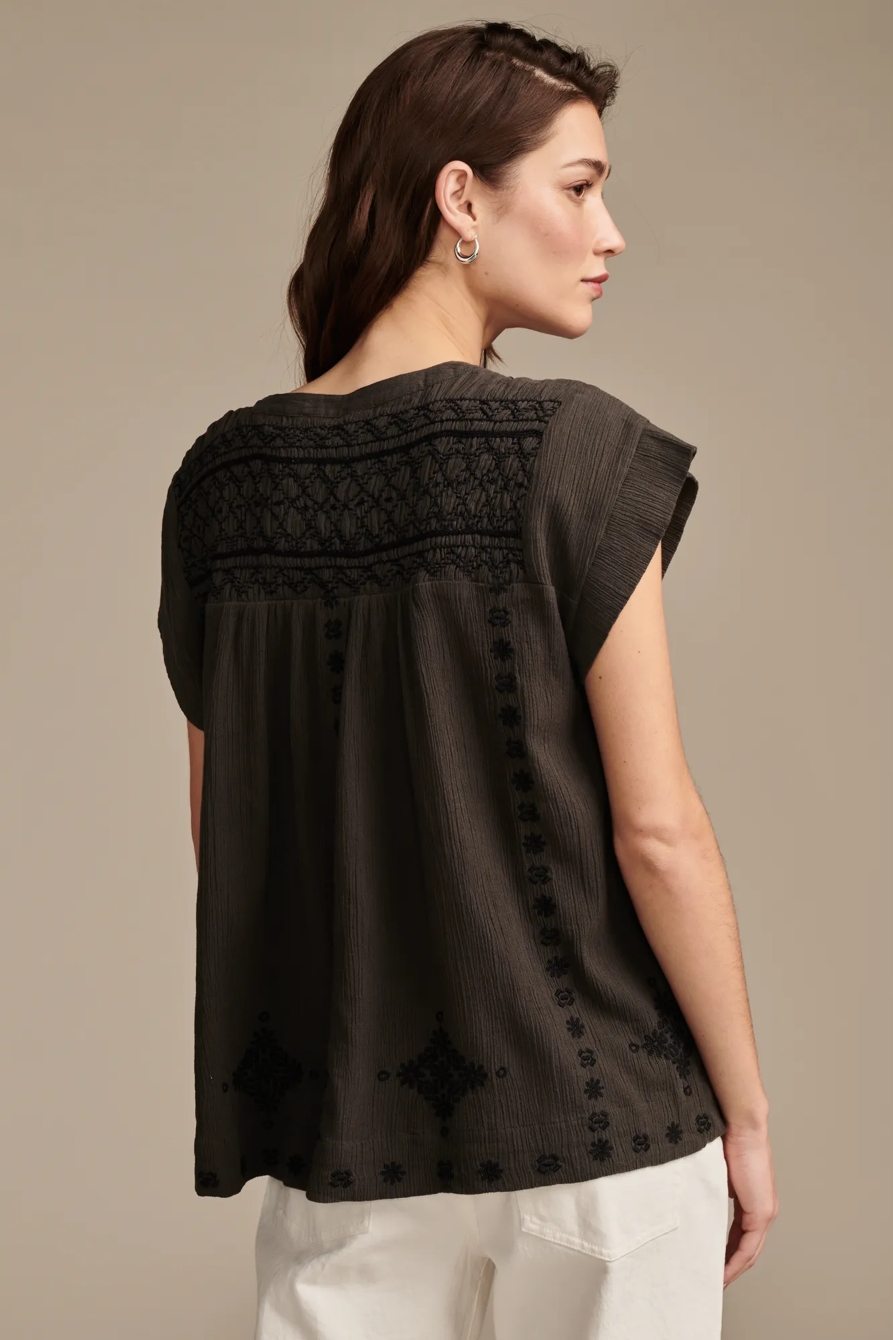 SHORT SLEEVE SMOCKED BLOUSE, image 4