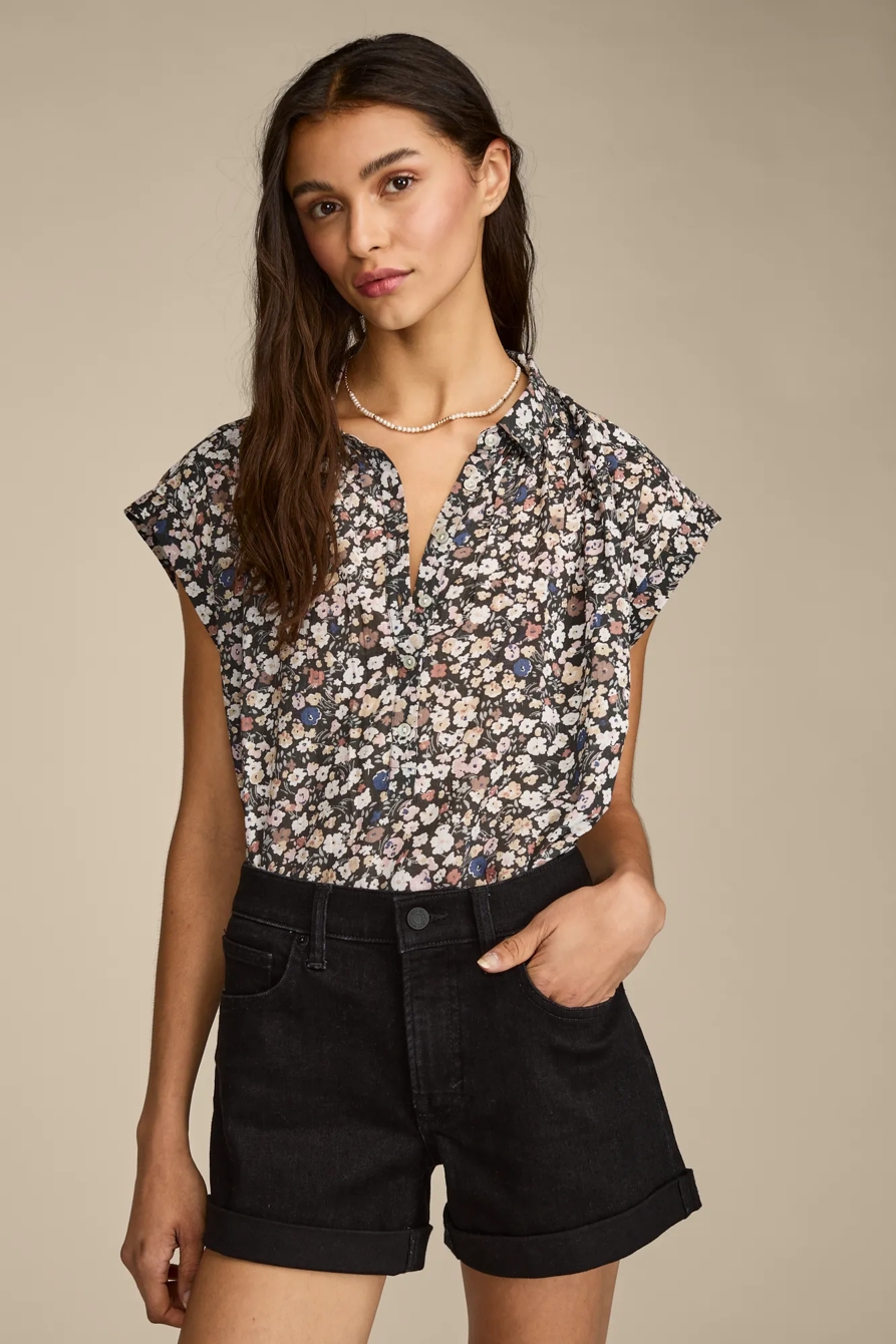 SHORT SLEEVE SCHIFFLI POPOVER SHIRT, image 2