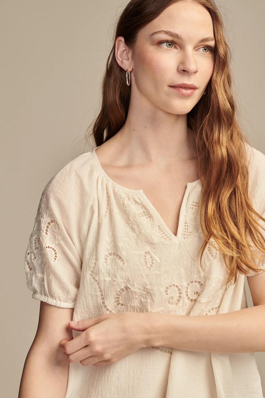 SHORT SLEEVE CUTWORK PEASANT, image 3