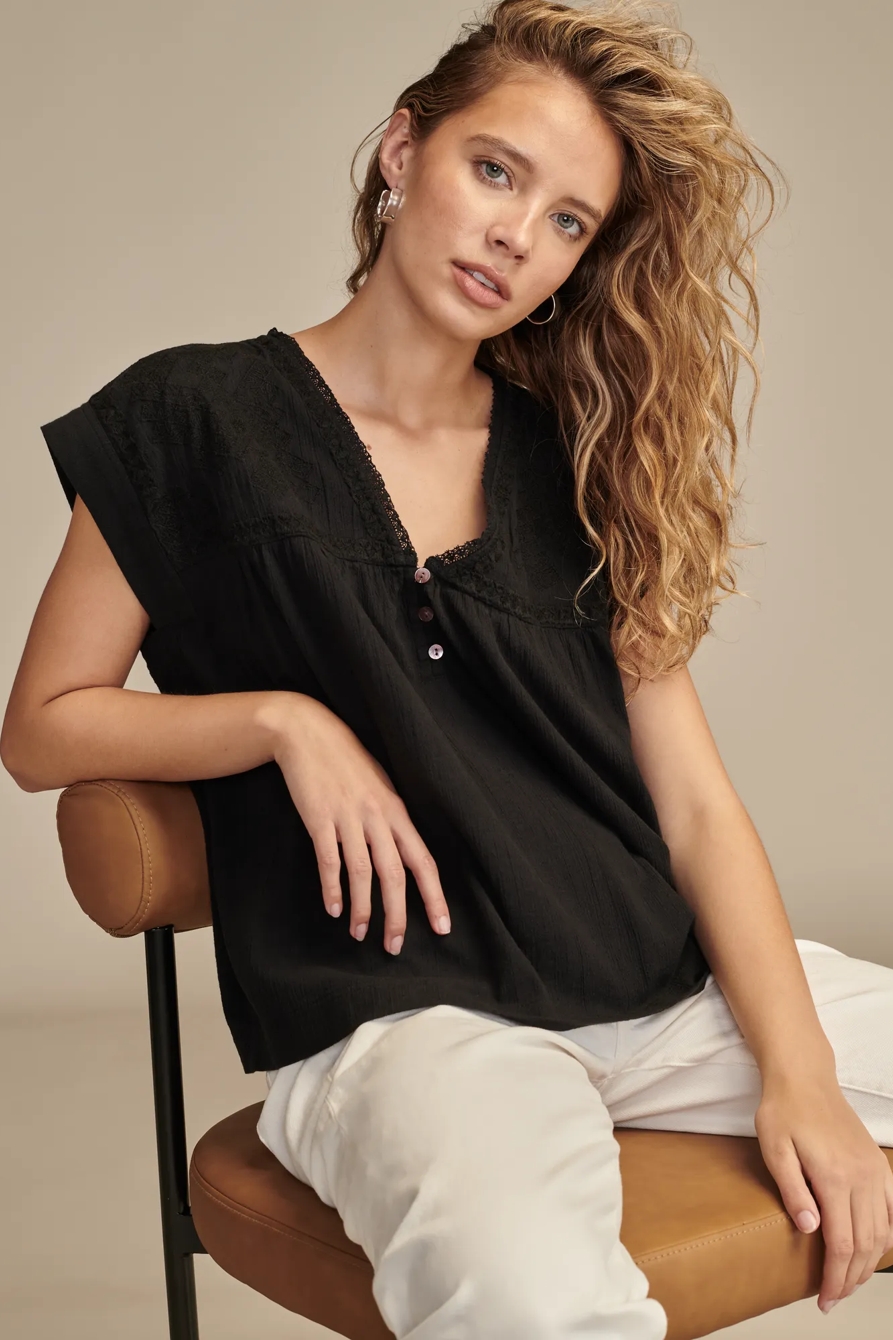 BAND SLEEVE YOKE TOP, image 2