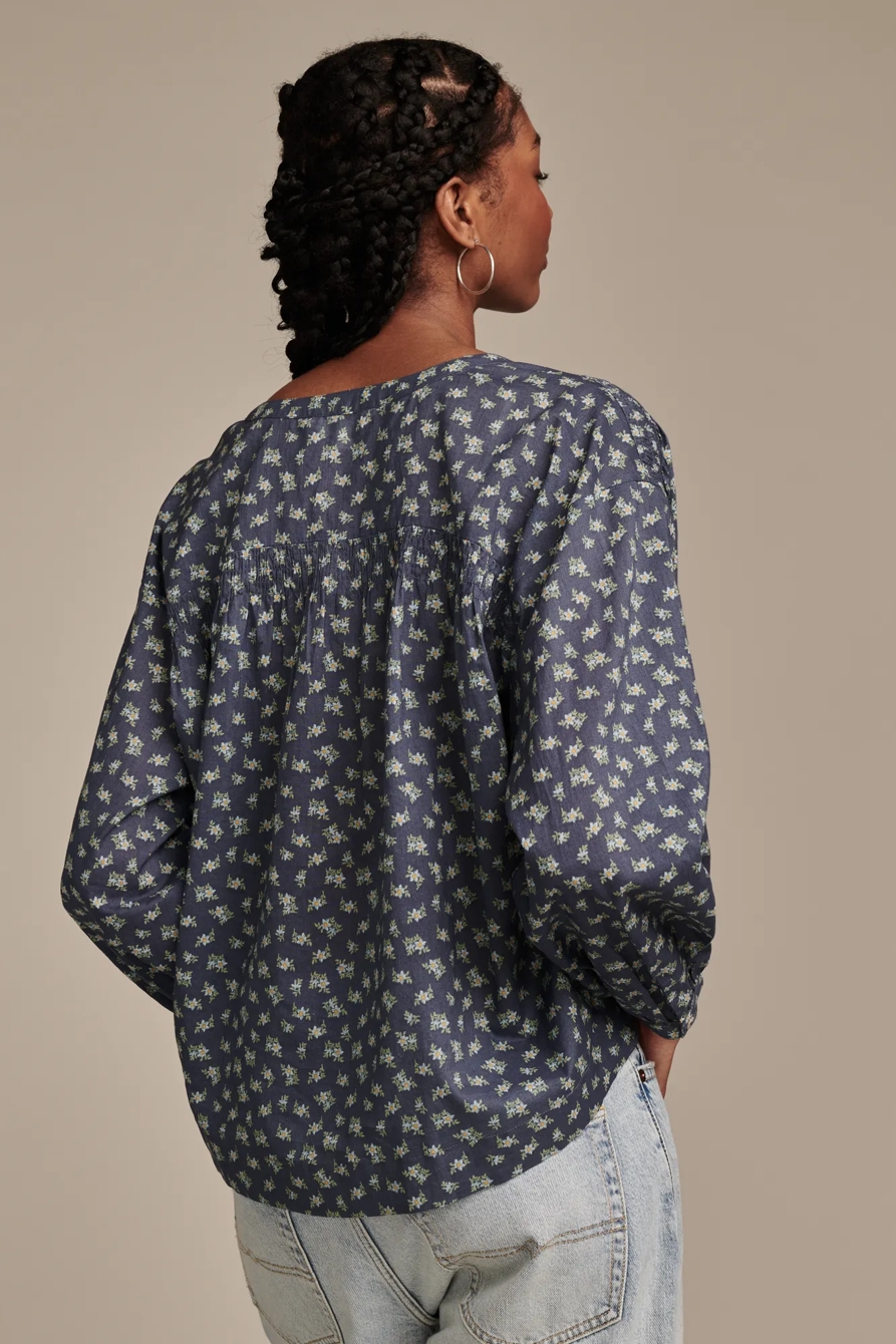 PRINTED SMOCKED DETAIL BLOUSE, image 4