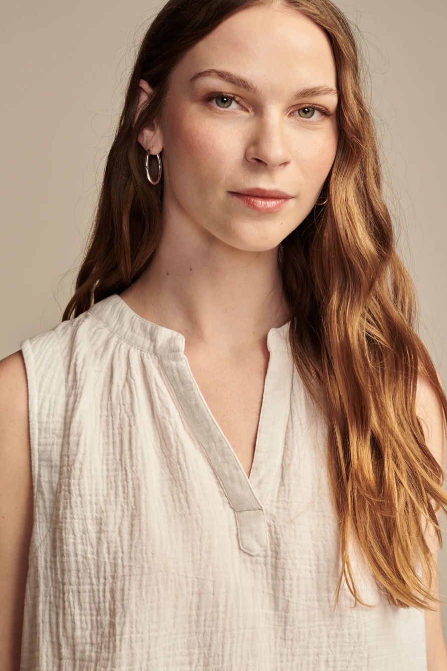 SLEEVELESS POPOVER SHIRT, image 3