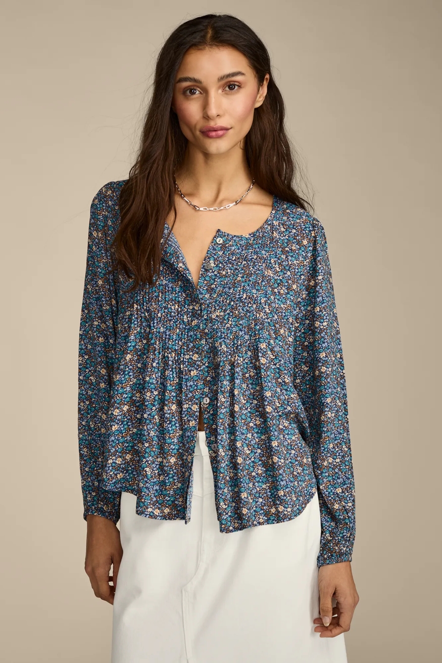 PRINTED BUTTON DOWN PINTUCK TOP, image 3