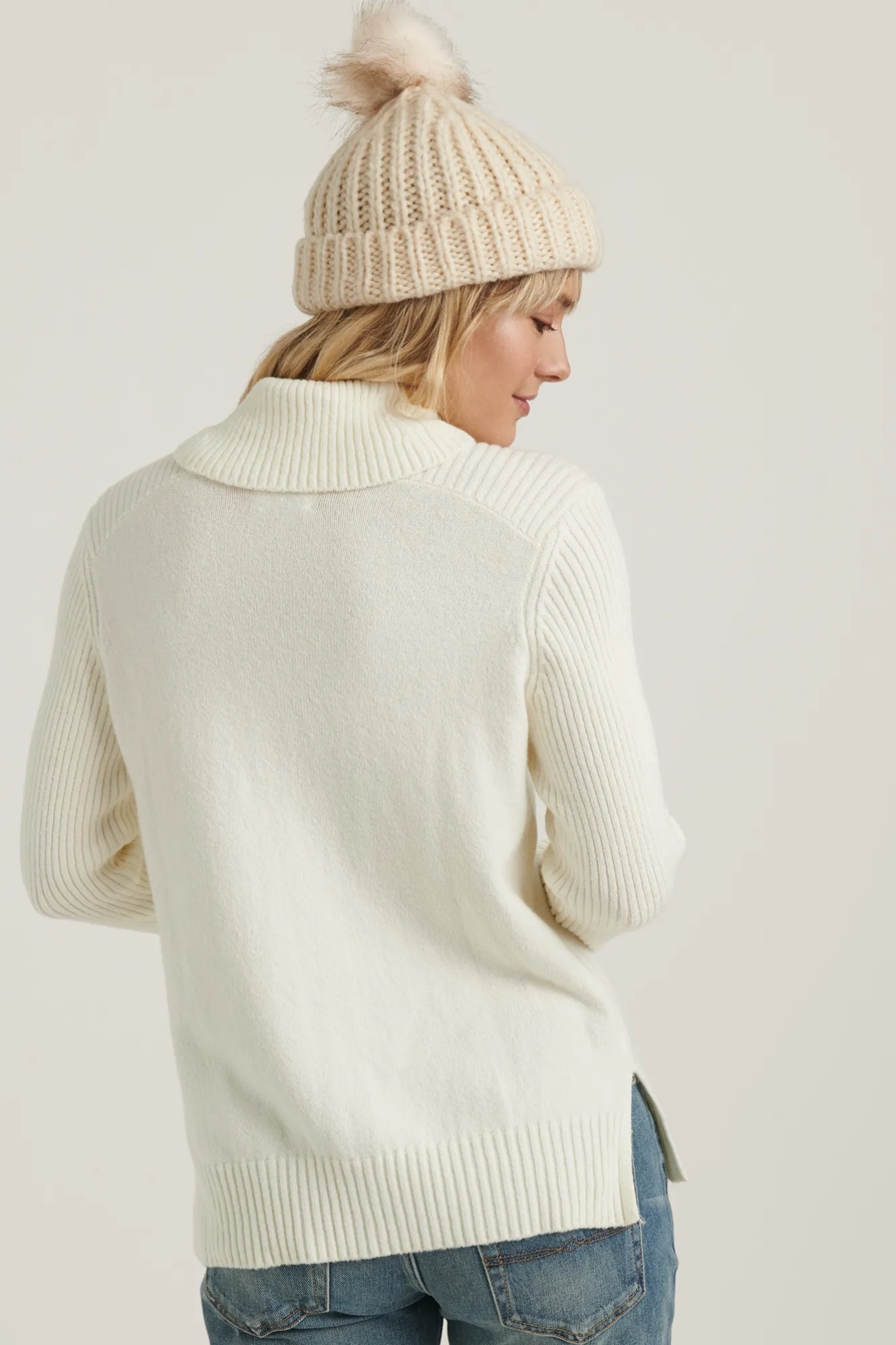 SIDE SLIT TURTLENECK SWEATER, image 3