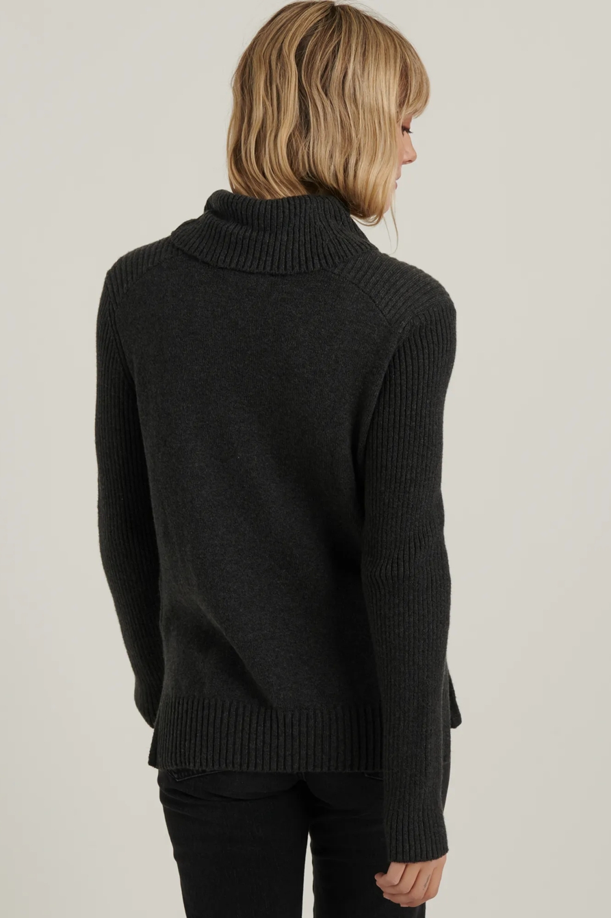 SIDE SLIT TURTLENECK SWEATER, image 5