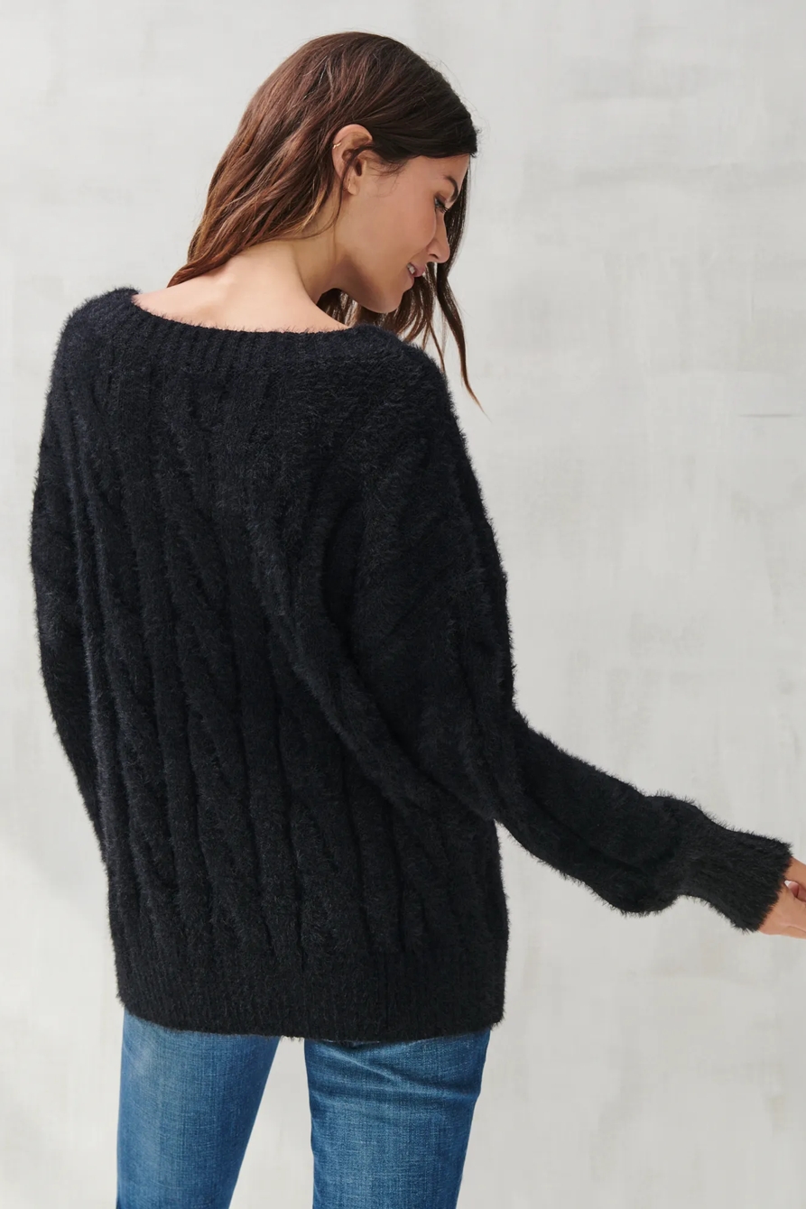 PLUSH V NECK PULLOVER, image 4