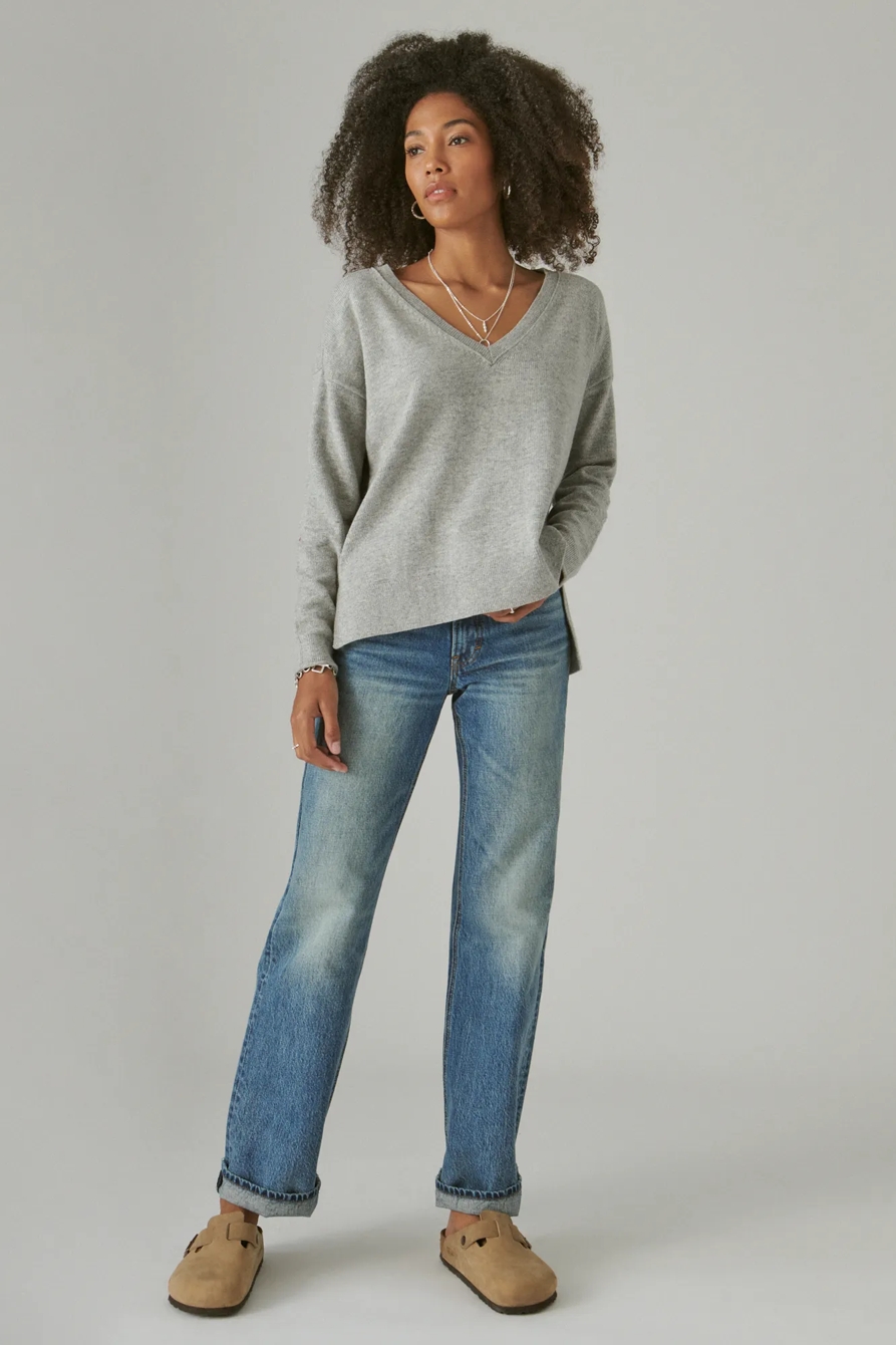 V NECK SWEATER, image 2