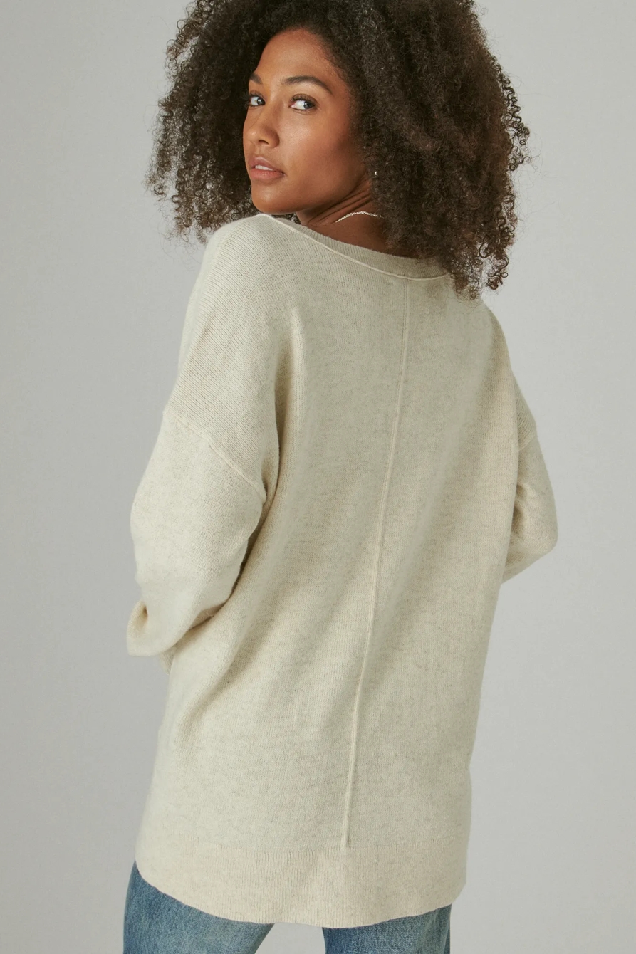 V NECK SWEATER, image 4