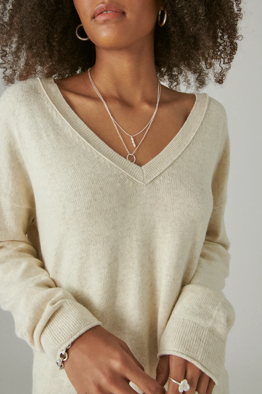 V NECK SWEATER, image 5