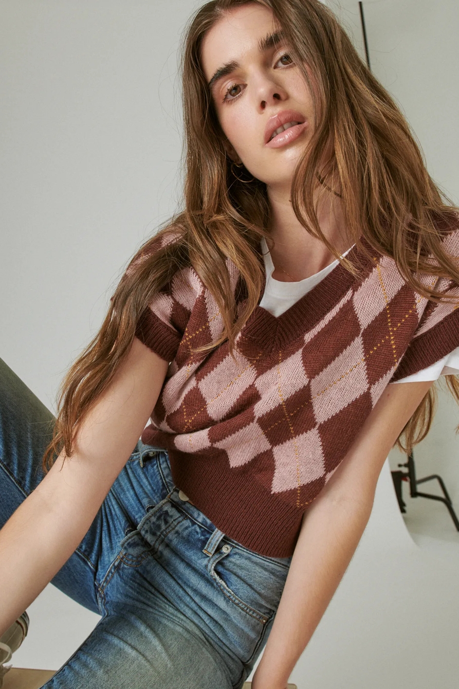 DIAMOND SHORT SLEEVE V NECK SWEATER, image 6