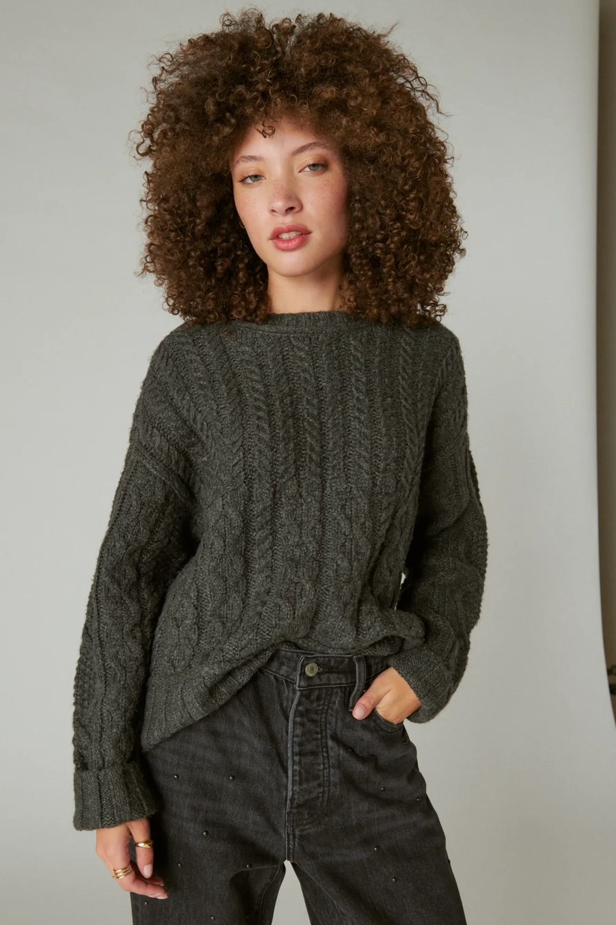 CABLE CREW SWEATER, image 2