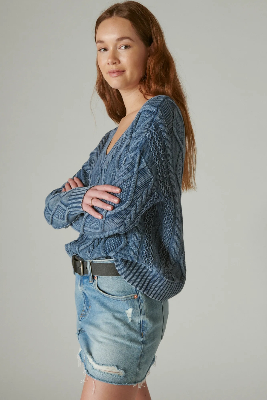 CABLE STITCH V NECK PULLOVER, image 2