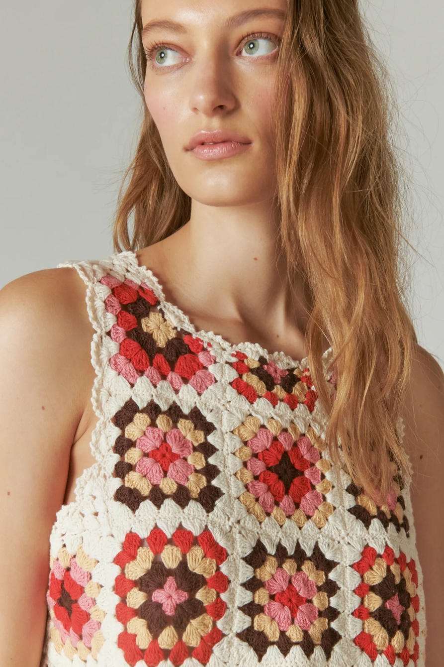GRANNY SQUARE CROCHET VEST, image 3