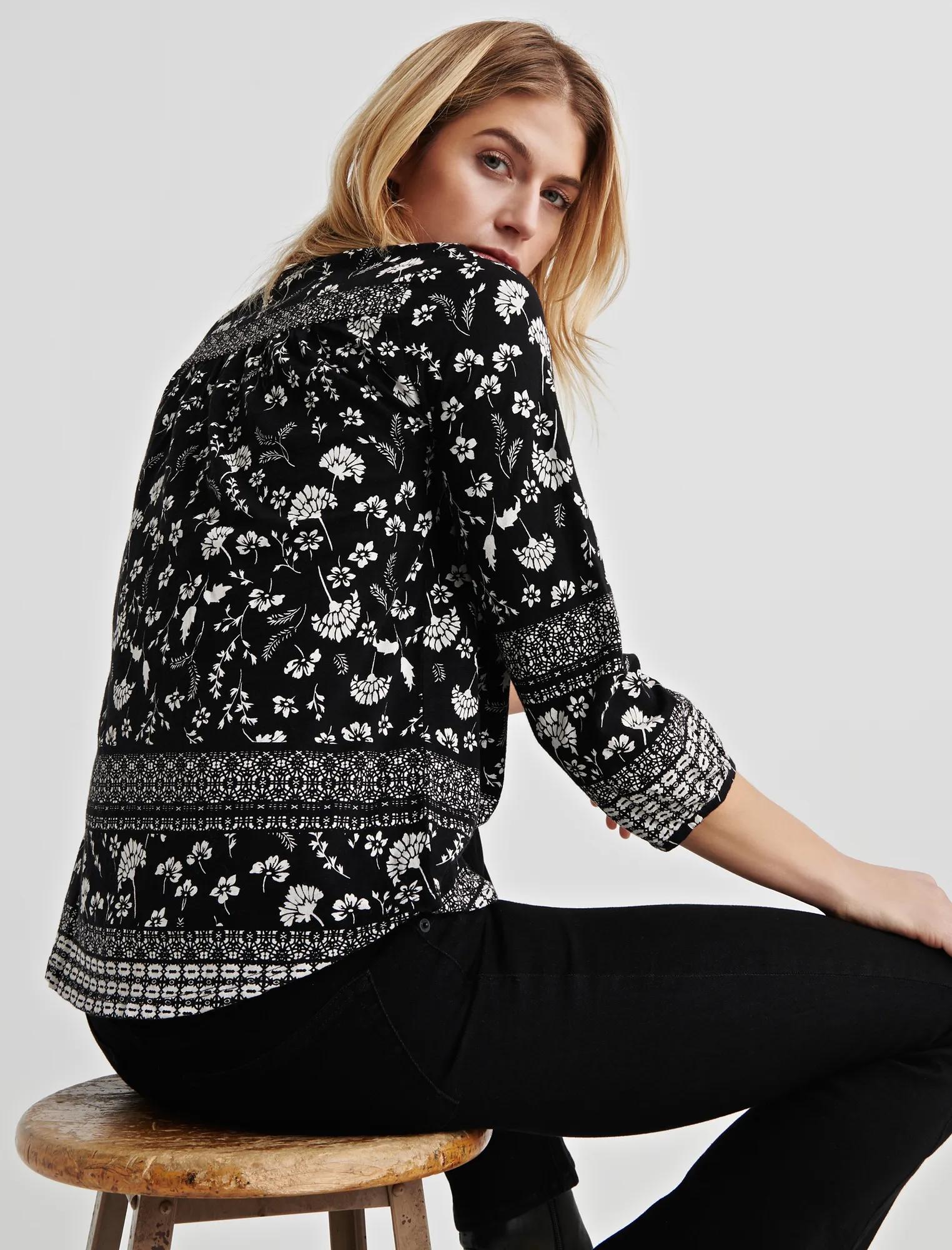 LS EMBROIDERED TOP, image 3