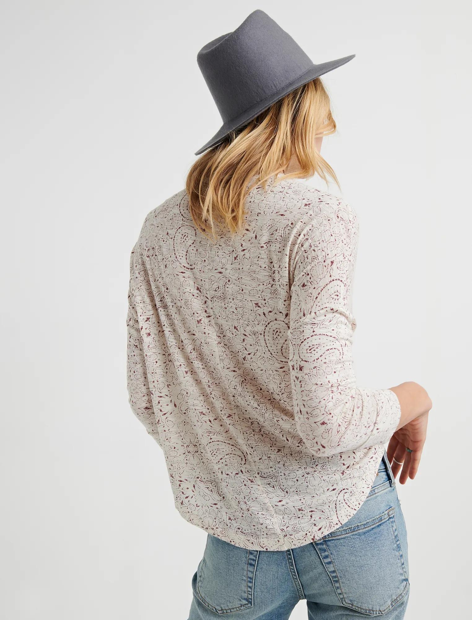 BANDANA PRINT 3/4 SLEEVE HENLEY, image 3