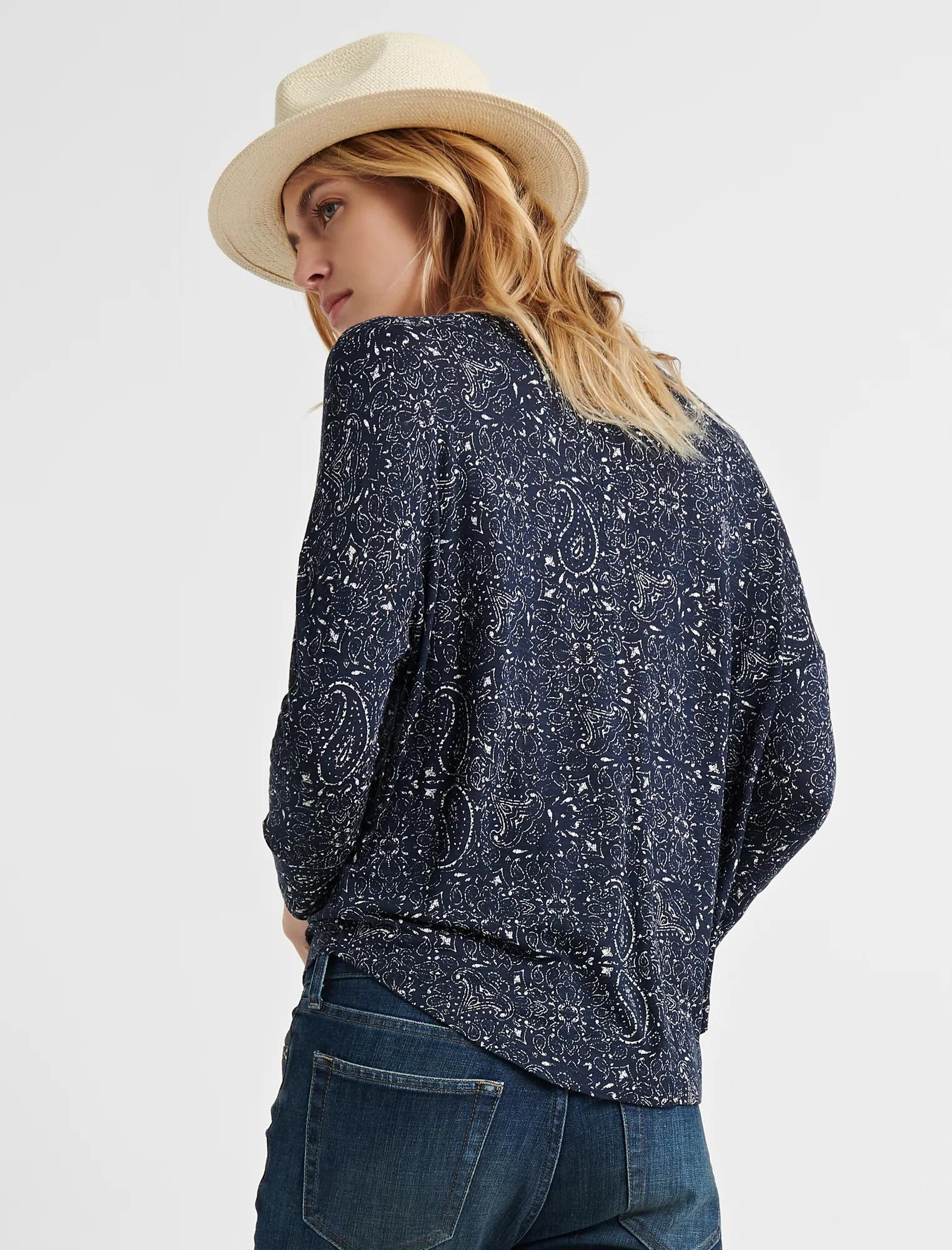 BANDANA PRINT 3/4 SLEEVE HENLEY, image 3